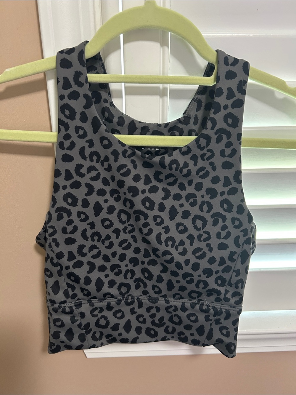 Leopard Print Crop Tank Top - Black & Gray
